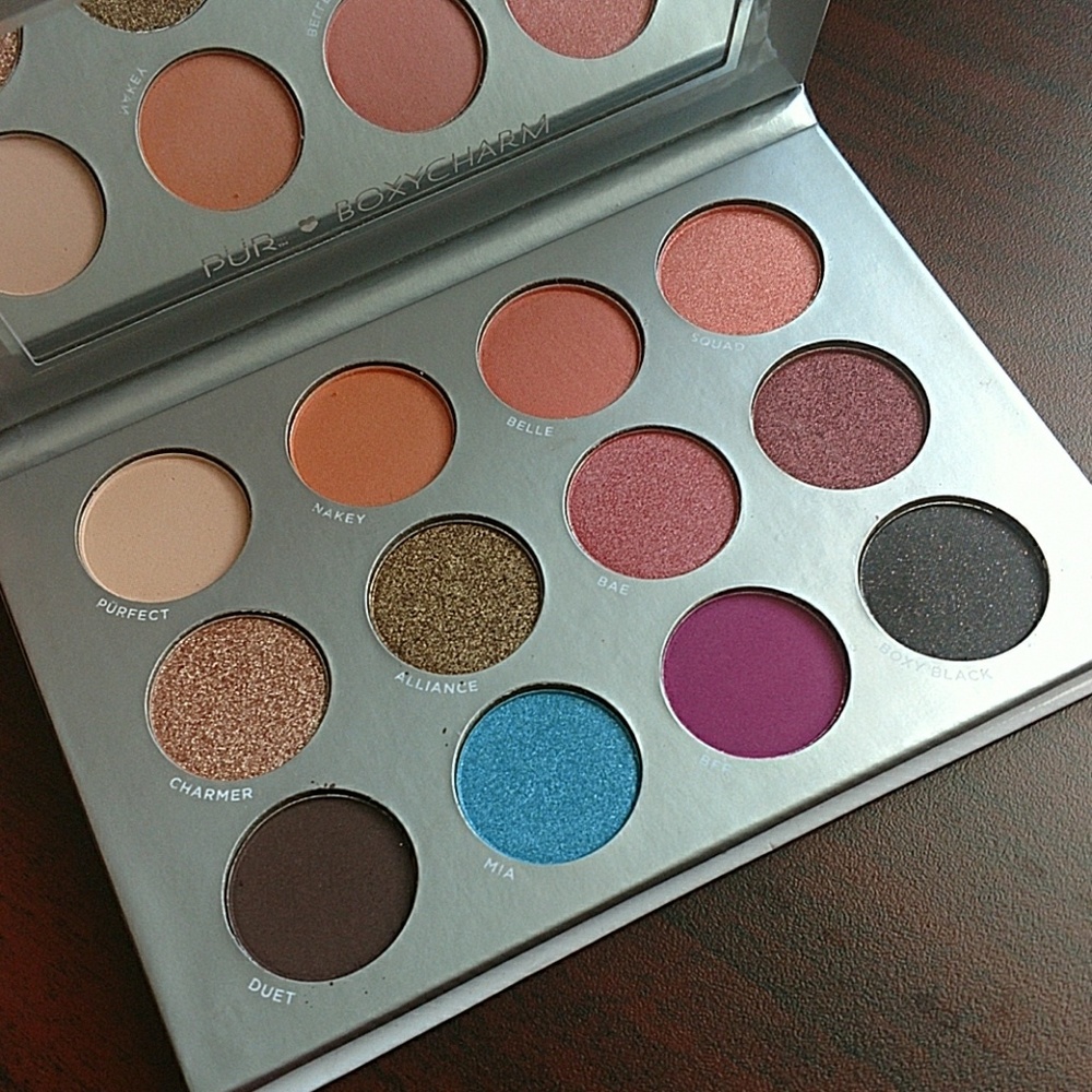 Boxycharm by PUR eye shadow palette